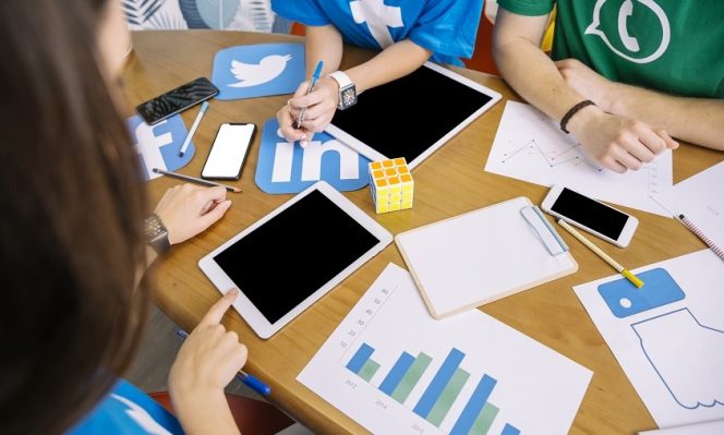 Pustakawan UNM Ikuti Workshop Strategi Media Sosial Berbasis Data untuk Perpustakaan Perguruan Tingg